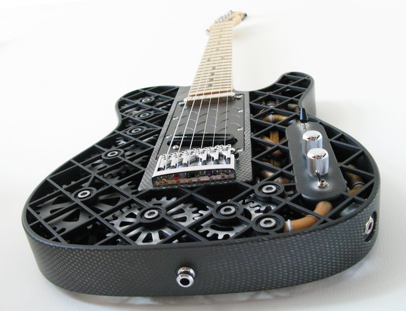 Chitarra 3D? Ora è possibile Chitarra 3D? Ora è possibile