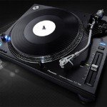 Il vinile torna di moda: ecco il mangiadischi Pioneer PLX-1000
