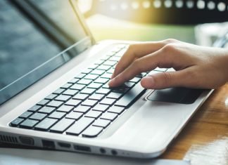 Truffa Agenzia Entrate via sms: come difendersi e frodi più pericolose