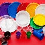 Piatti di plastica tech