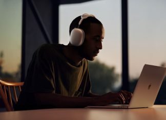 AirPods Max: caratteristiche, compatibilità, durata batteria, funzioni e prezzo delle cuffie di Apple