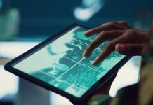 AI Act, dal 2 agosto controlli e sanzioni: cosa cambia per chatbot, deepfake e contenuti generati dall’intelligenza artificiale Deep e dark web