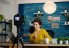 Guadagnare con Facebook, Instagram, YouTube e TikTok: quanto rende il lavoro da creator Youtuber, influencer, creatori digitali