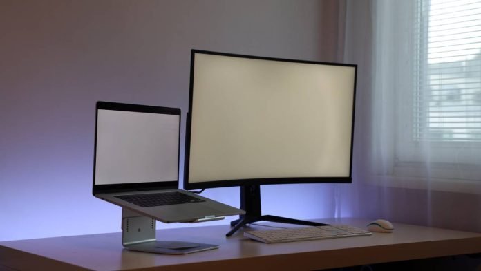 Come usare un vecchio notebook come secondo display