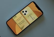 America Trump Mobile, nuovo operatore di telecomunicazioni con smartphone dorato America Trump Mobile