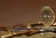 Euro digitale verso i primi test tra sei mesi: chi potrà usarlo e come funzionerà la sperimentazione ricchezza in italia
