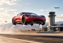 Tesla al lavoro sull’auto volante, ma la FAA resta l’ostacolo principale per il lancio